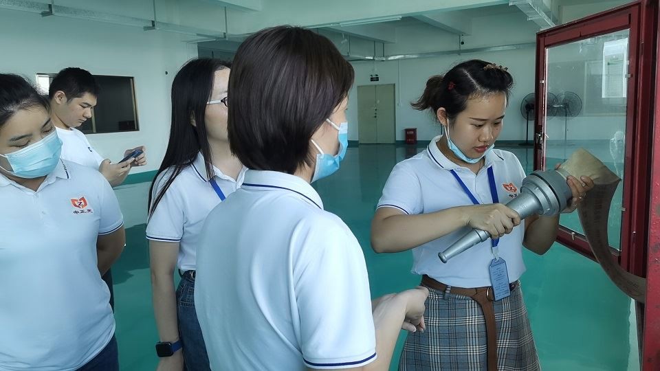 Darba drošības un ugunsdzēsības treniņi